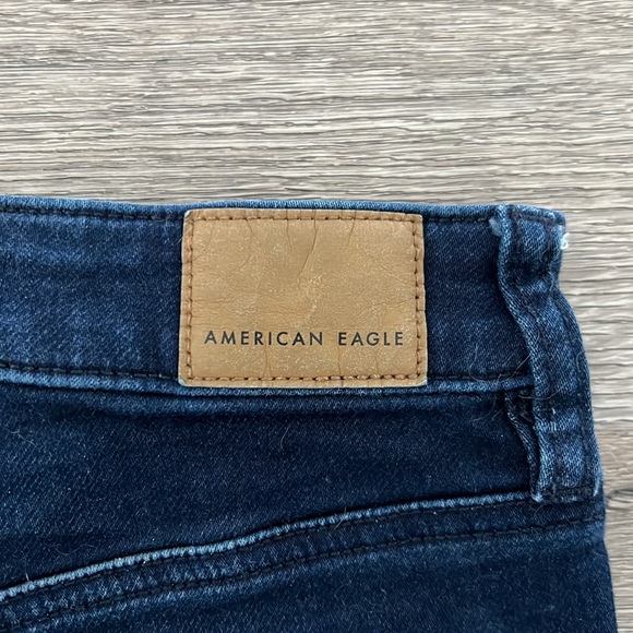 American Eagle Super Hi-Rise Jegging (Size 2 Regular) - Picture 2 of 5